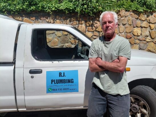 R J Plumbing